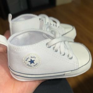 Baby converse size 3 infant